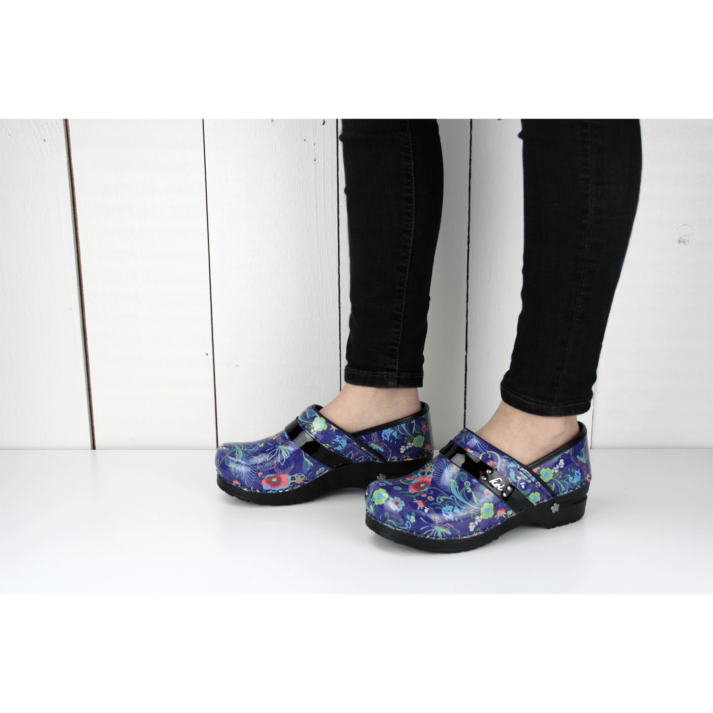Koi by sanita nursing 2025 clogs