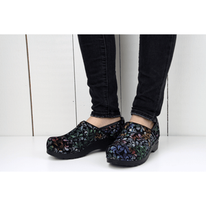 Sanita Plume Mulitcolor Teardrop Floral Lavie Scrubs